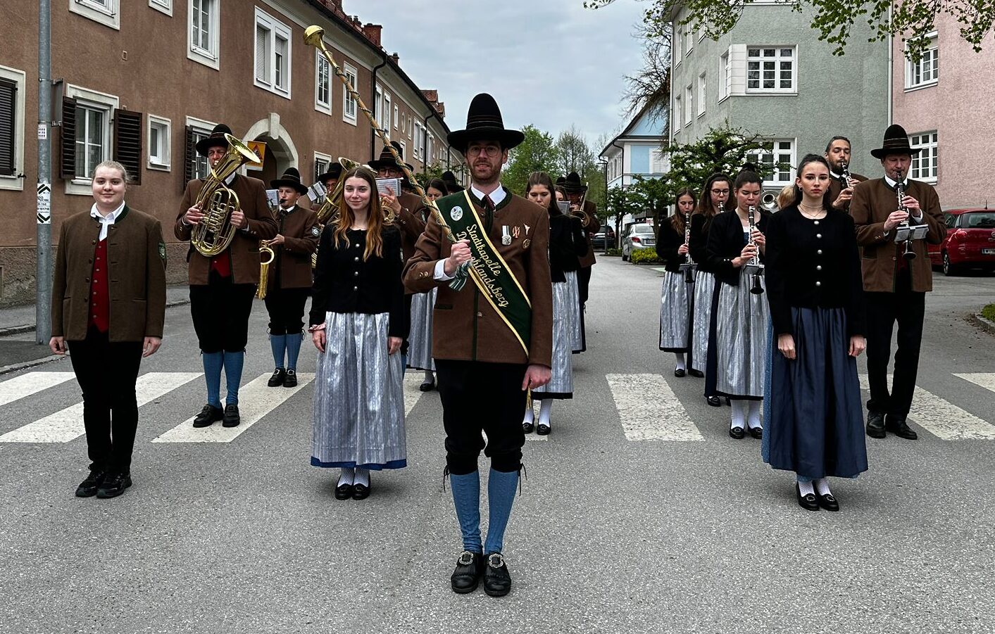 Weckruf 1. Mai: Musikalisch in den Mai