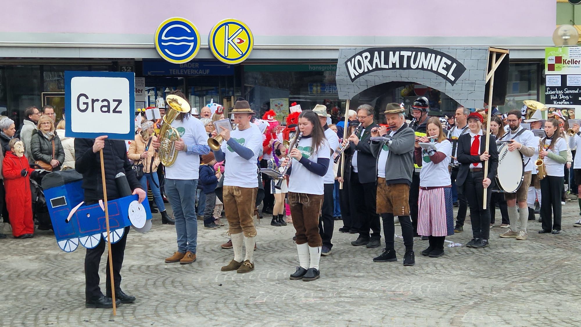 Als „Koralmtunnel“ beim Faschingszumzug 2026