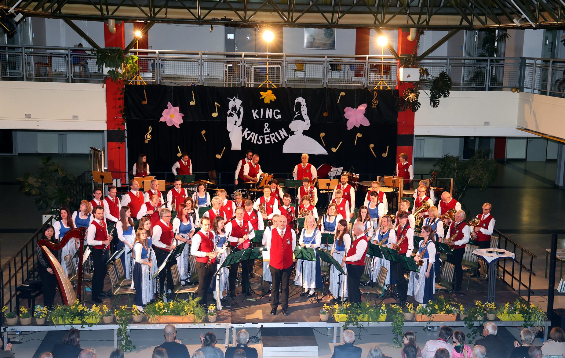 Frühjahrskonzert 2026: Sisi trifft MJ, und begeisterte das Publikum